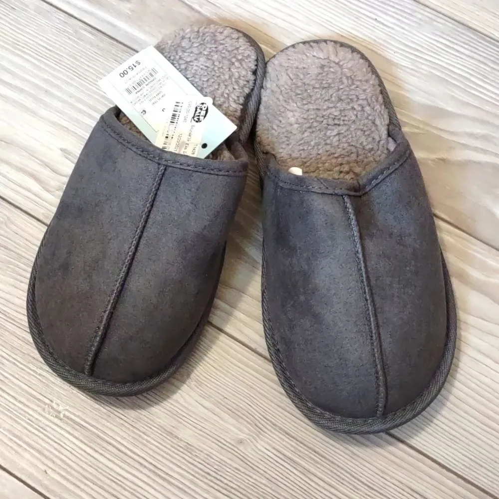 (83-0177)    Cat & Jack Ellis Slippers Sz M (2/3)